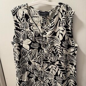Black and White Leaf Print Women's Top